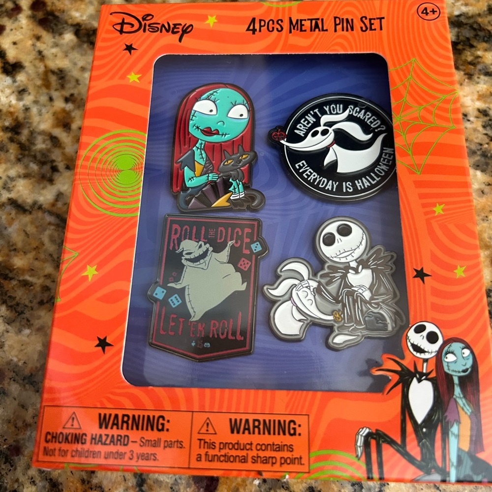 Disney Halloween Metal Pin Set